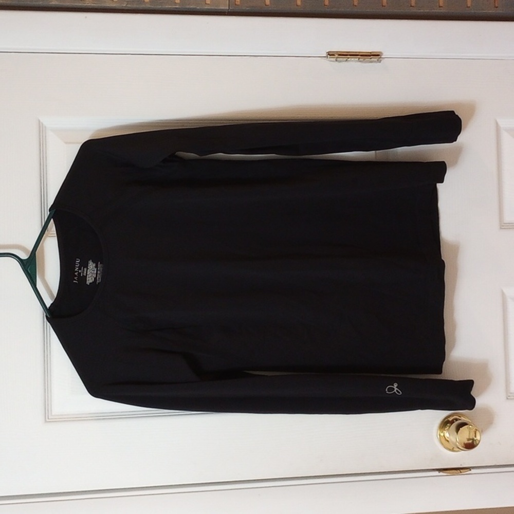 Jaanuu black underscrub top